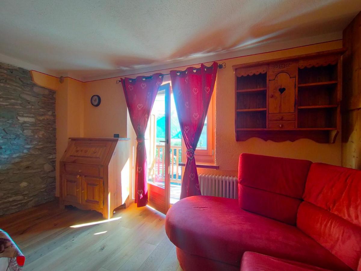 Au Coeur De Saint-Nicolas Esterno foto