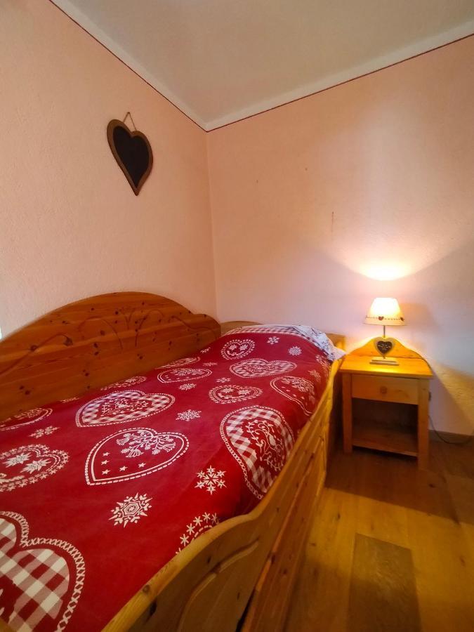 Au Coeur De Saint-Nicolas Esterno foto